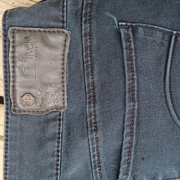 Silver Suki Slim Black Jeans Size 29 - Picture 7 of 9